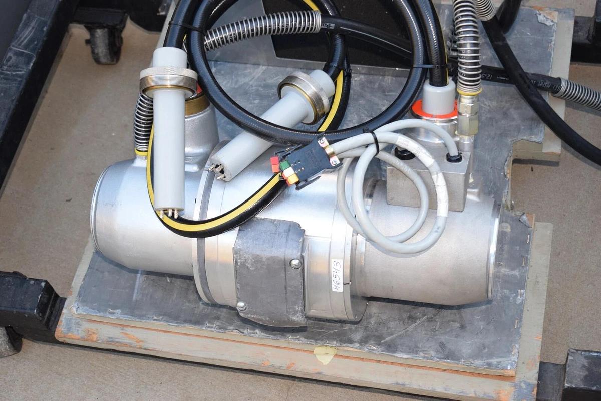 Used Dunlee X-Ray Tube Assembly CTR1563RC 564133HN DU 2005 46543 .4x.9 150kv