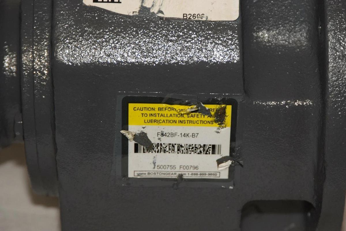 BOSTON GEAR F842BF-14K-B7 F842BF14KB7 Gear Box Speed Reducer Ratio 14.29 NEW