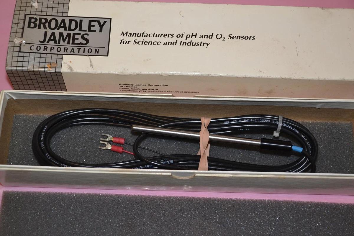 BELDEN SENSOR 520-P44A-G20SL W1005277 R7311H17 W870H17 NEW