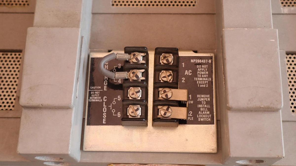 Refurbished GE General Electric Power Break Breaker 400A Amp TP84SSZE1 TS20LSIGT2Z2 GF