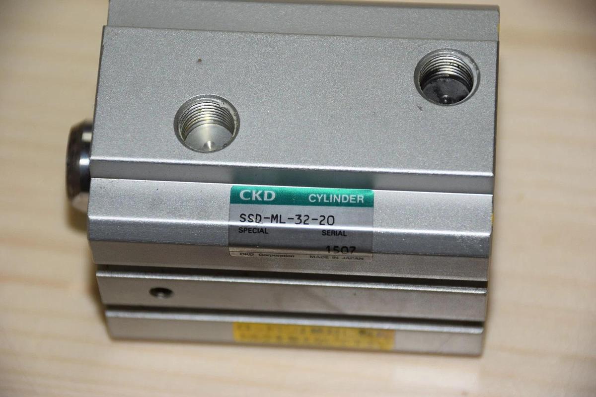 Used CKD SSD-ML-32-20 SSDML3220 AIR CYLINDER