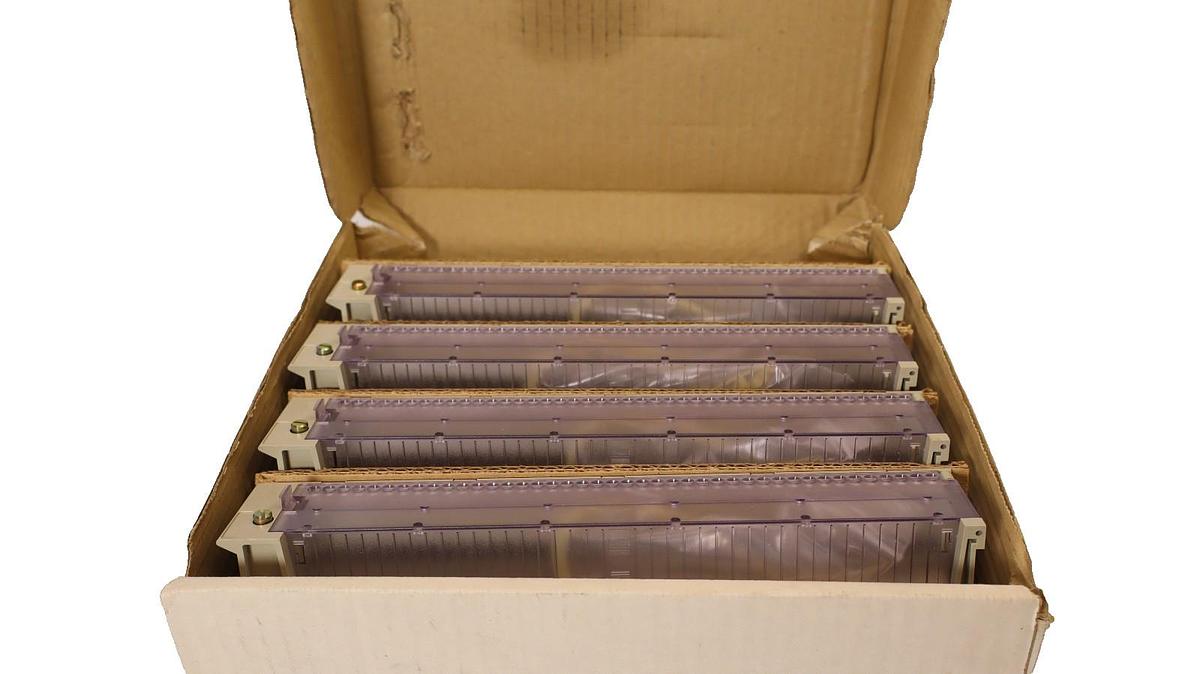 Siemens Simatic S5 Front Connector 6ES5497-4UB12 6ES54974UB12 (New - Box of 4)