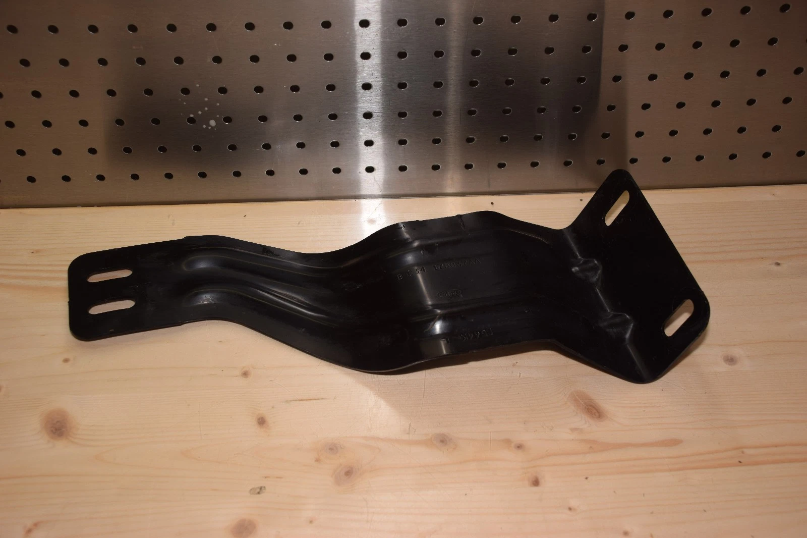 Used 2008-2016 FORD F250 F350 BUMPER Bracket 08-16 BC34 17B836AA F544K L, F544KL