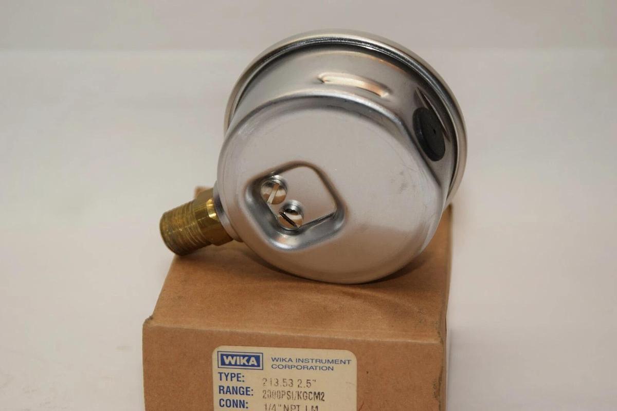 (NEW) WIKA 9693828 212.53 2.5" Face 1/4" Npt 0-2000psi Pressure Gauge