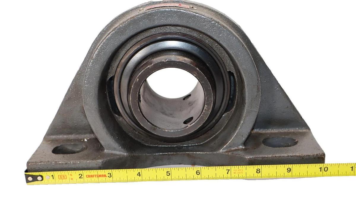 (NEW)  SEALMASTER MFPD-35 MFPD35 MFPD 35 2-3/16" Shaft Pillow Block Bearing