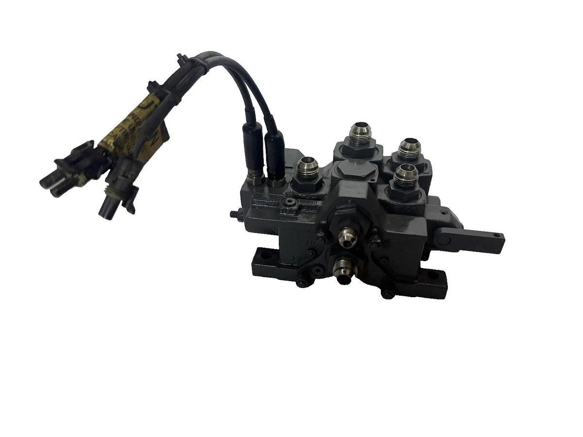 Used Altec Vermeer Prince Hydraulic Valve 1 Spool Valve block 1139 DB8505-800 AE21