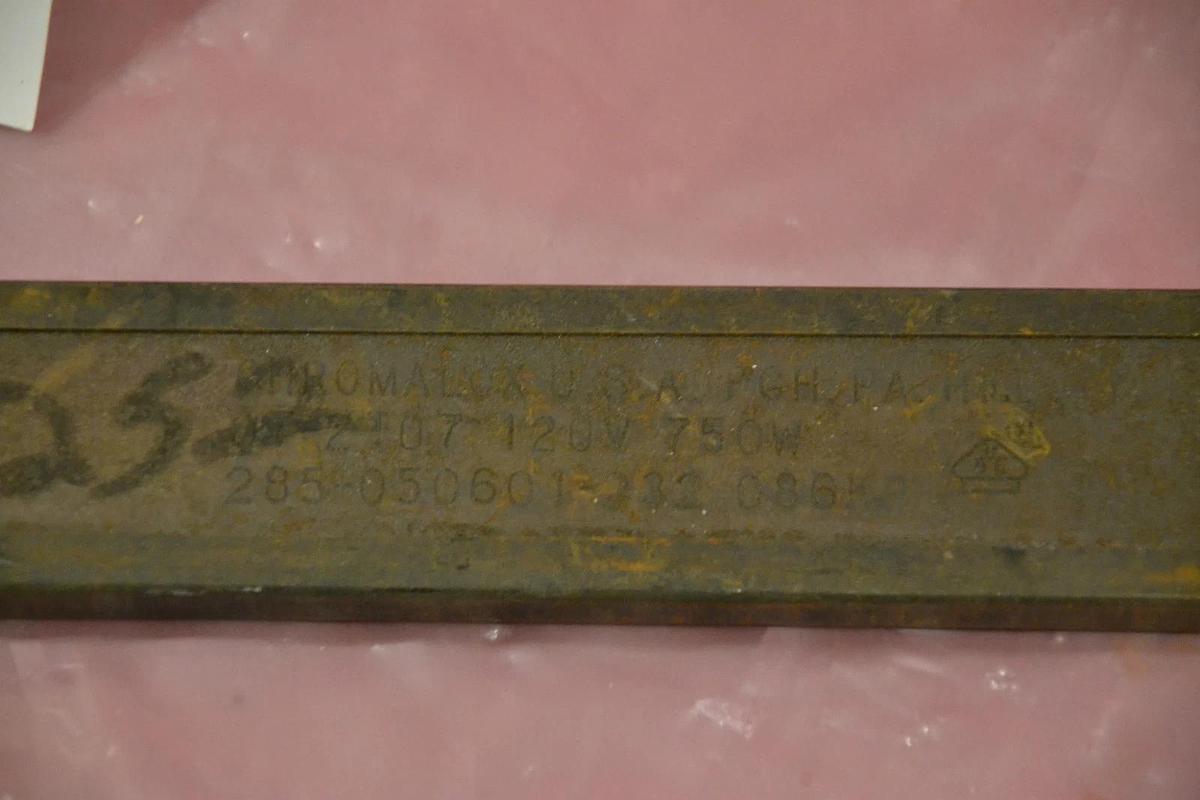 Chromalox Heater 0T-2107 120v 750w 750 W Watt 285-050601 232 252RP NEW