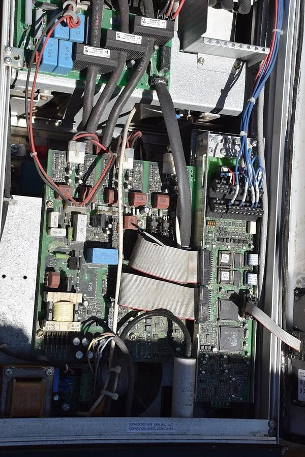 Used Danfoss Graham Trane AC Drive 178F1685 VLT5102PT5C54STR0DLF30A30C0 100HP