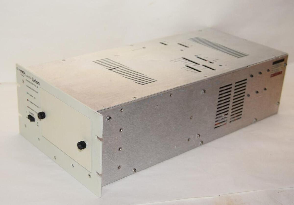 Used MKS Orion UTI QualiTorr Orion Station Controller 415820-G1