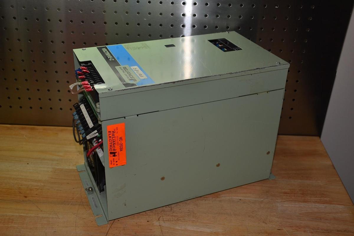 Used RELIANCE ELECTRIC VC-203A VC203A DRIVE VECTRIVE-C