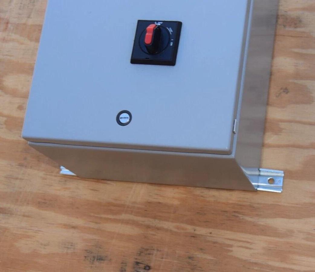 HOFFMAN CSD12248 Enclosure w/ 24v Power Supply 20A Disconnect 480v 3RV2711-1DD10