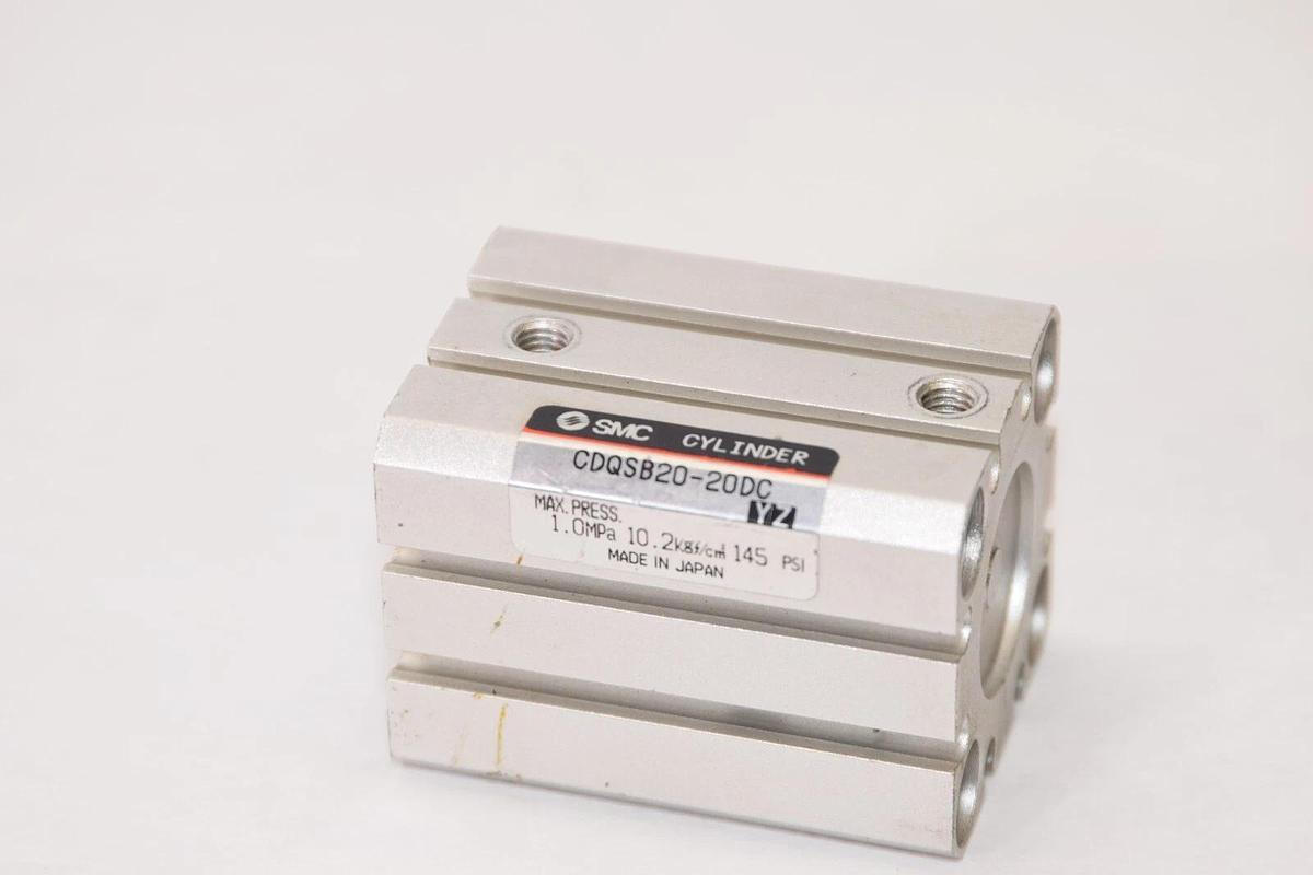 Used SMC CDQSB20-20DC 1.0MPa Cylinder
