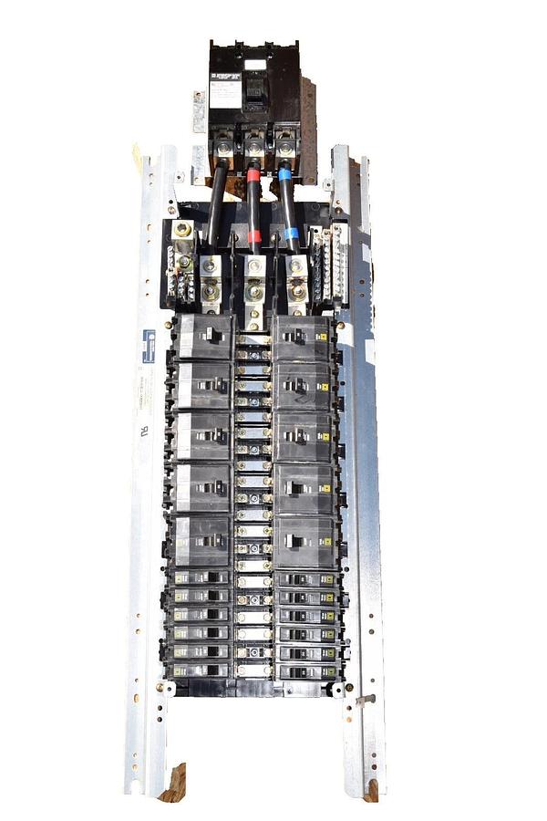 Used Square D 42 Circ Main Lug Panelboard Interior NQOM442L225CNLB 225A 150A main 3ph