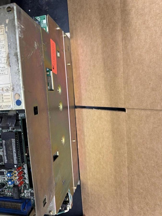 Used Yaskawa ServoPack Drive CACR-SR06TZ0SMY01A CACR-ST06TZ9SMY01A