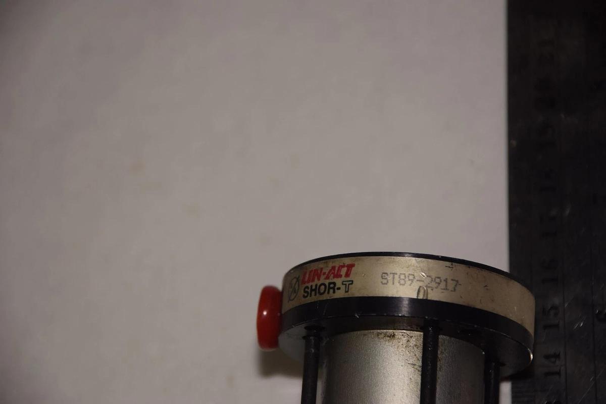 LIN-ACT ST-1.125X25-4 ST89-2917 SHOR-T PNEUMATIC CYLINDER NEW