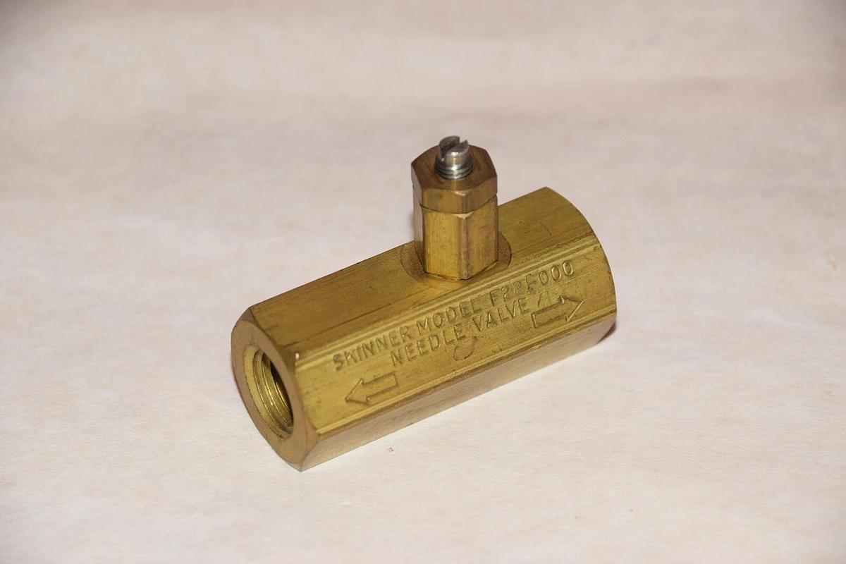 NEW SKINNER F221-000 F221000 NEEDLE VALVE
