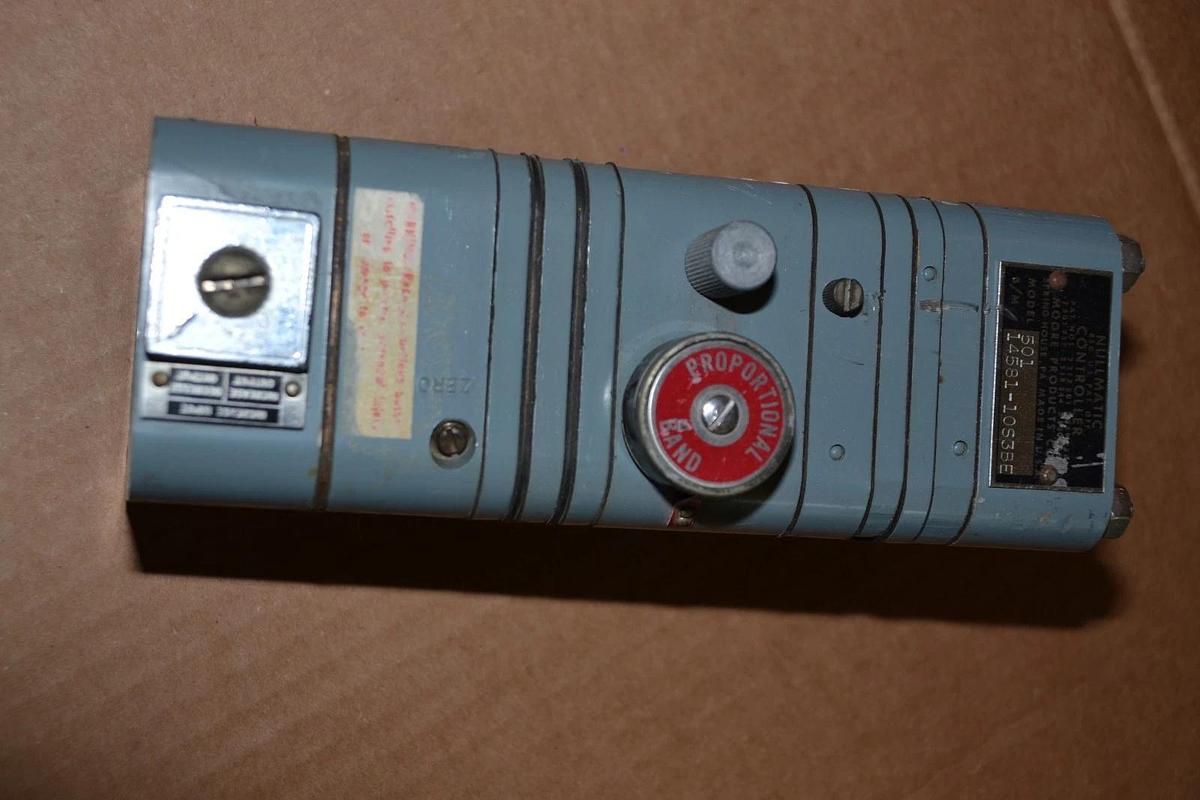 Used Moore Nullmatic Controller 501 B/M 14581-10S3BE 1458110S3BE