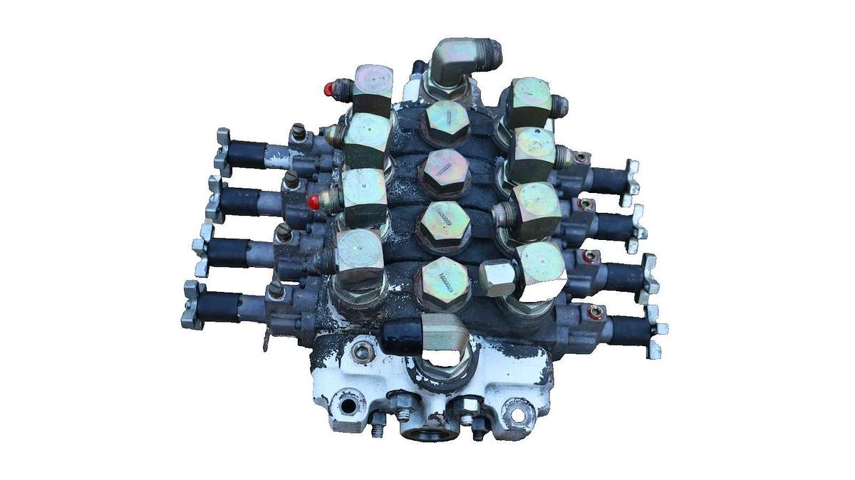 Used Altec 352-20070 HL , 35220070HL Hydraulic 4 Valve Block