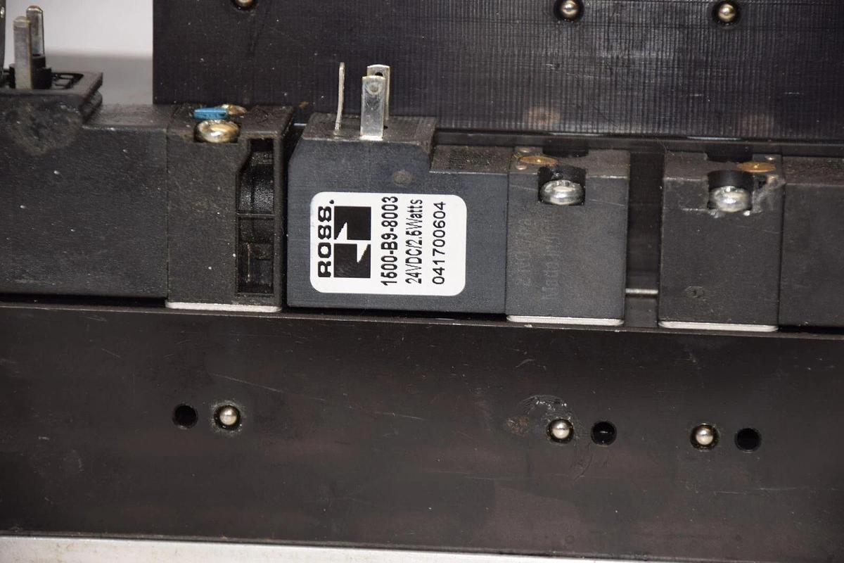 Used ROSS LT32NA27500W Leak Test Manifold With 1500-B9-8003 24Vdc Solenoid Valve