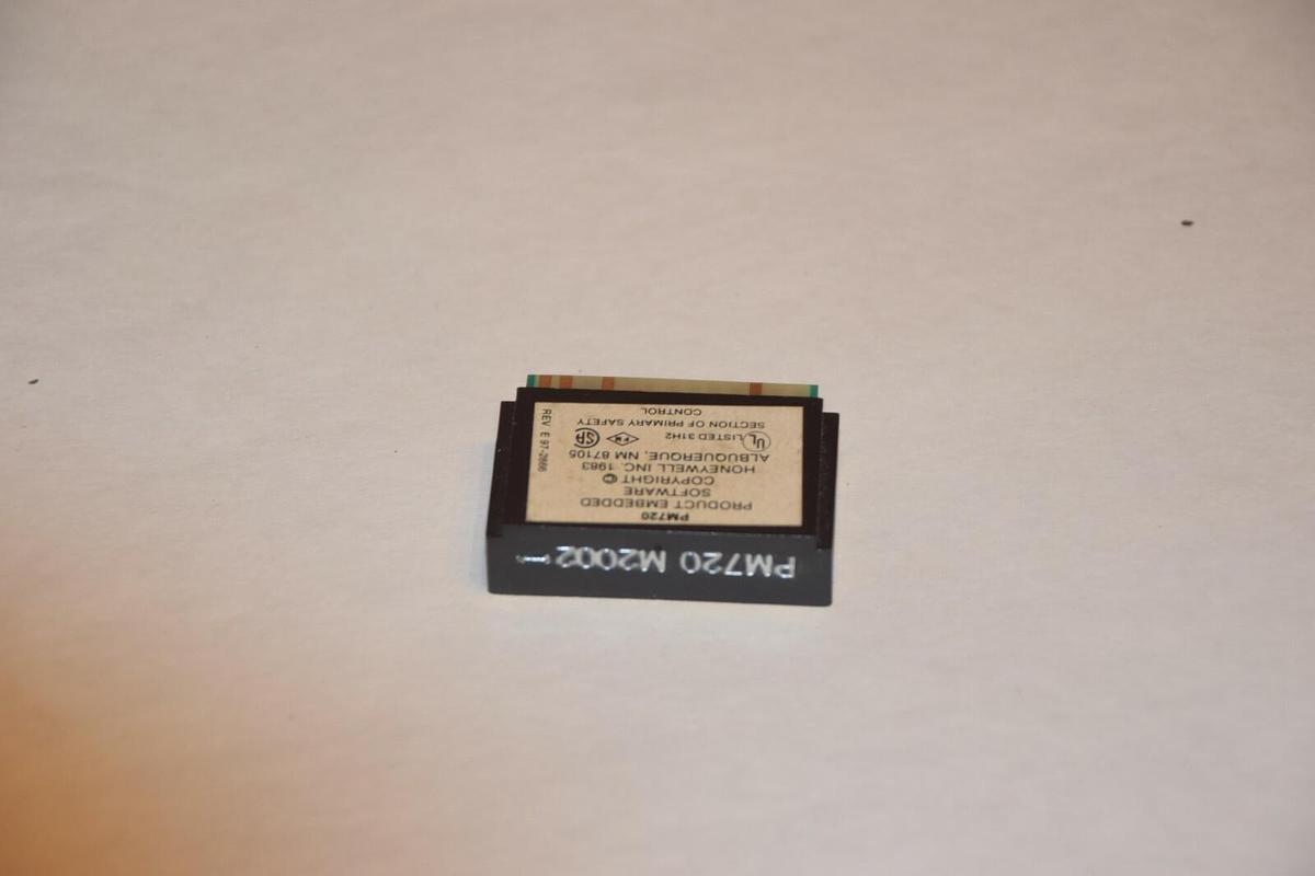 Used HONEYWELL PM720 M2002 PROGRAM MODULE