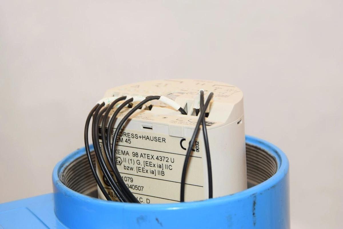 Used ENDRESS + HAUSER FTM31DR-05CB1A FTM 31DR-05CB1A Soliphant II Level Limit Switch