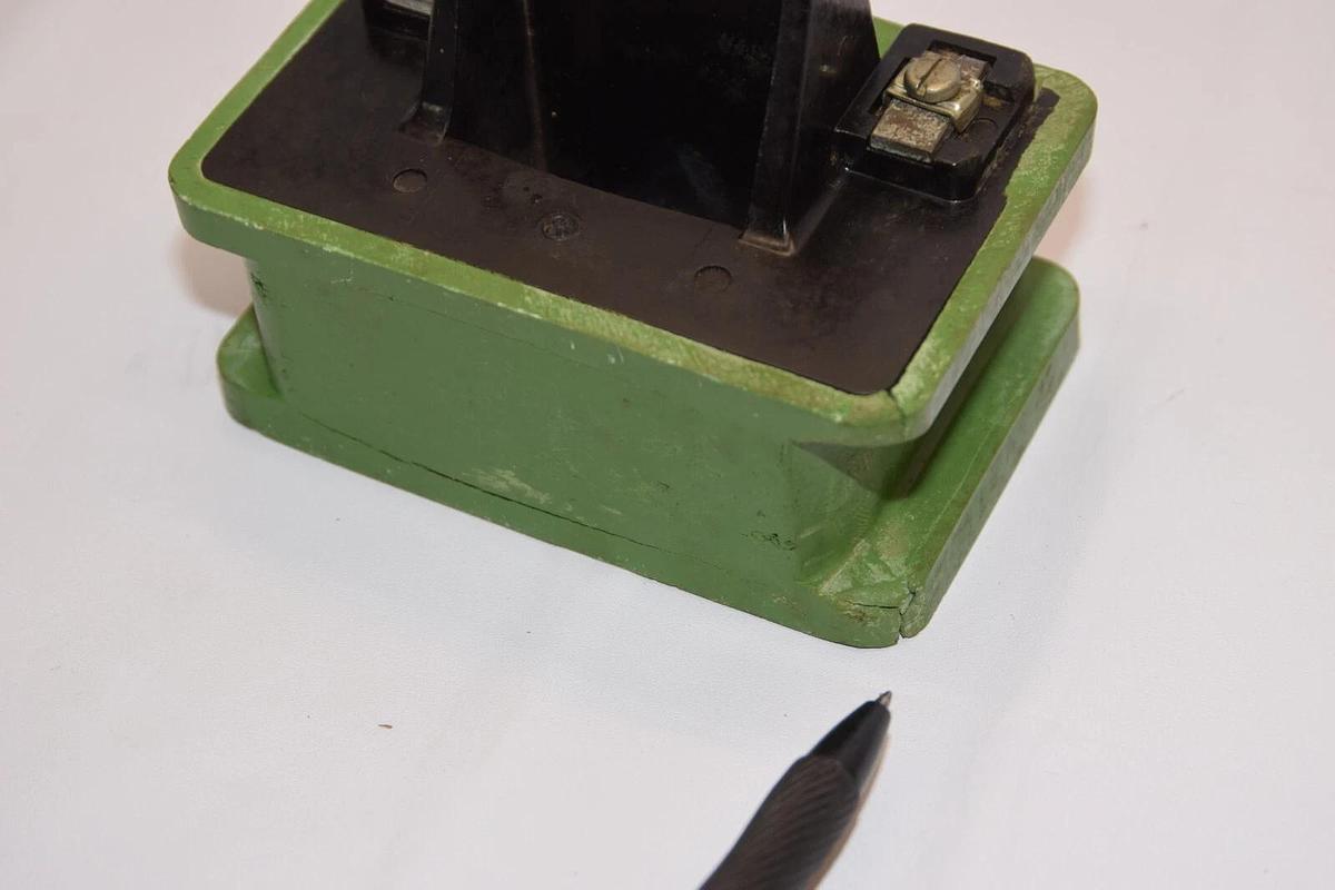 (NEW) GE GENERAL ELECTRIC 22D153G2 110V Coil *Cracked*