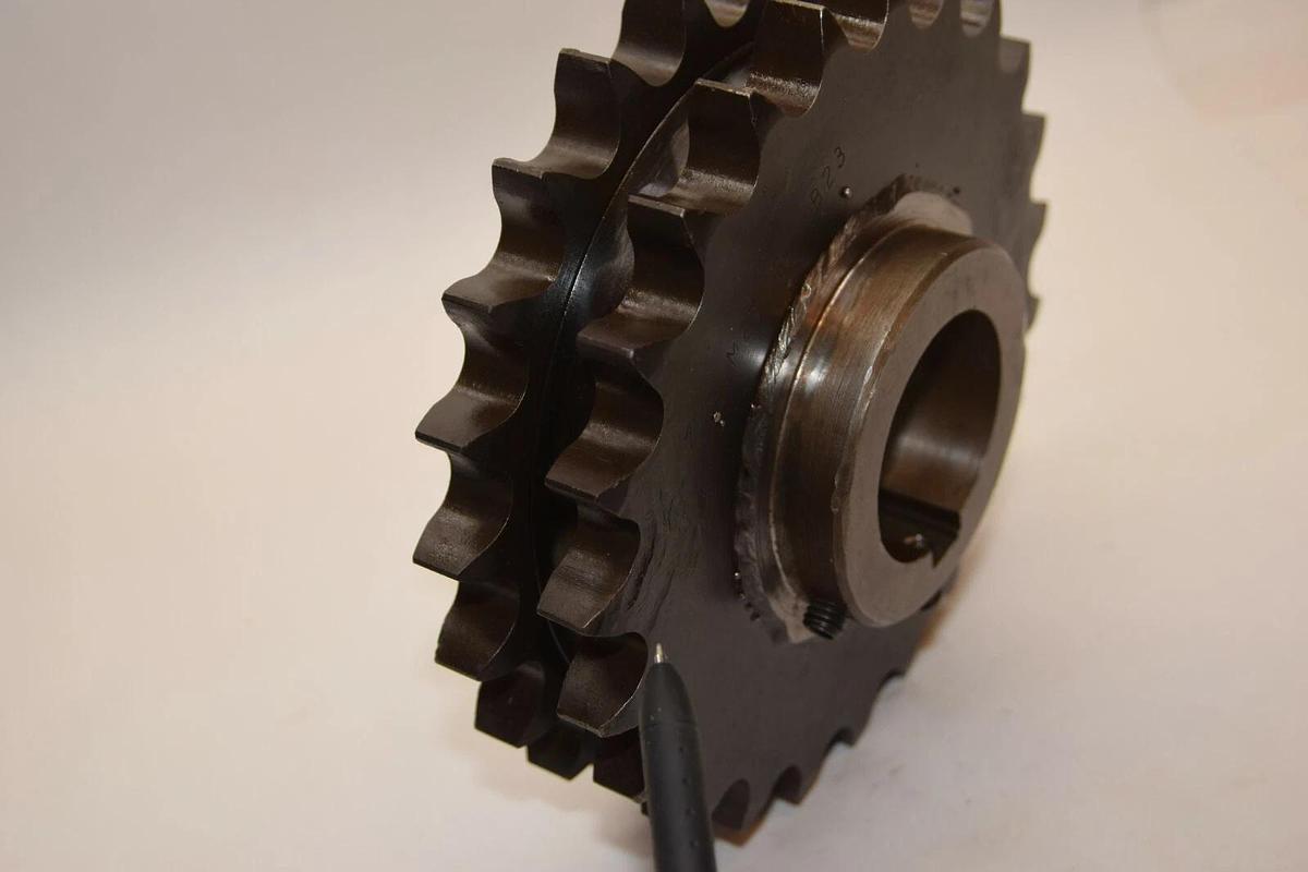 (NEW) MARTIN D80B23 23 Teeth 2-1/4" Bore Double Row Sprocket