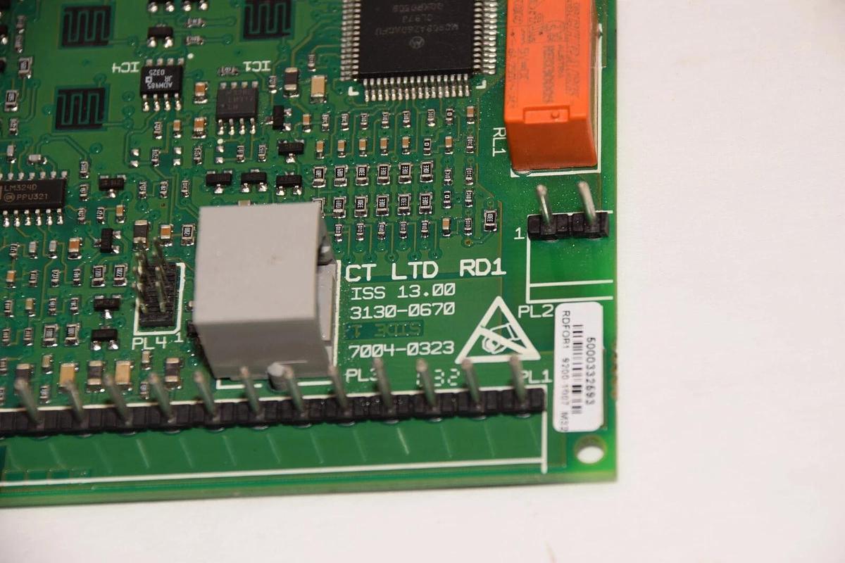 Used CONTROL TECHNIQUES / CTD Display Drive Board 3130-0670 RD ISS 13.00 7004-0323