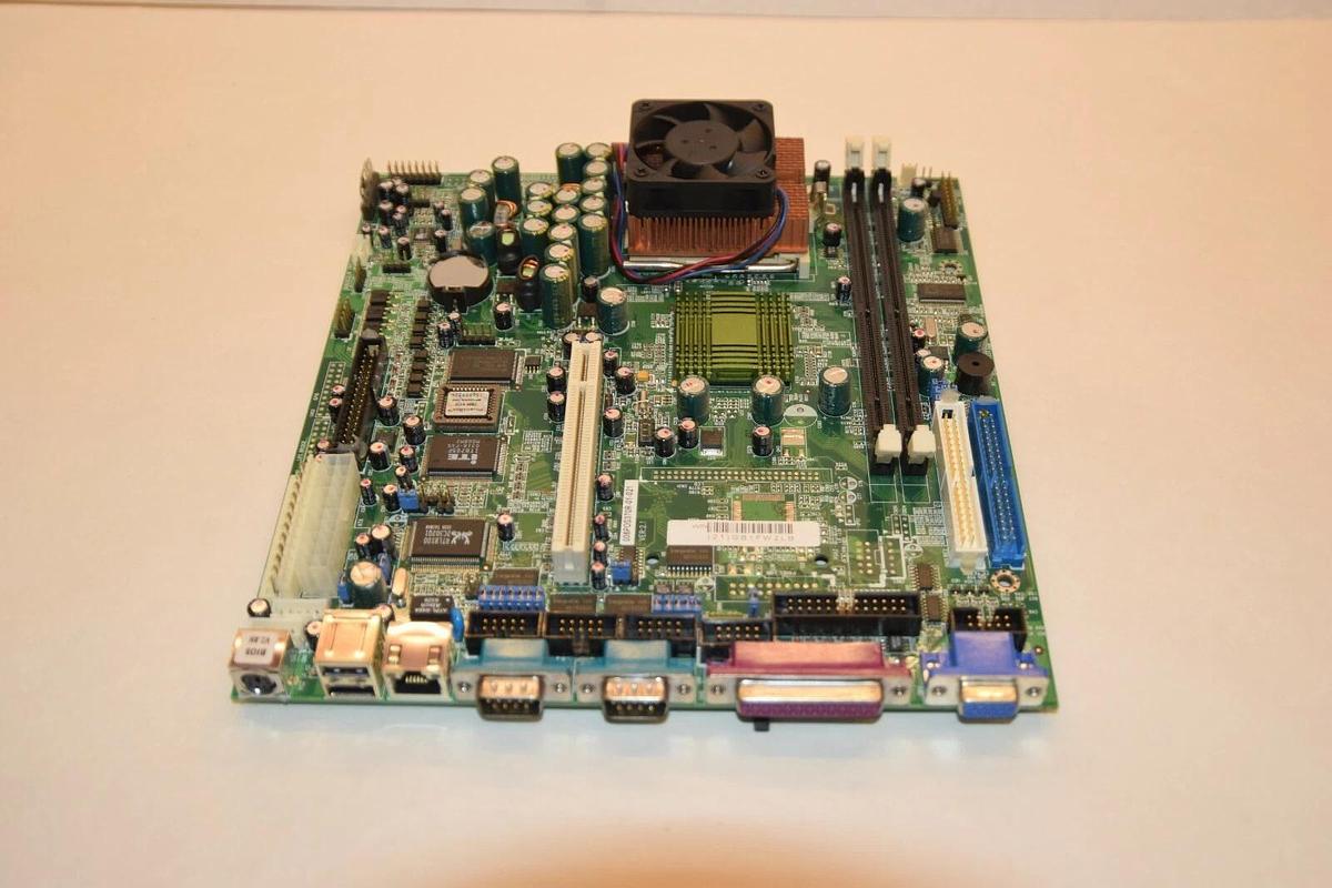 Used ALLEN BRADLEY 006POS370R-01-021 VersaView 1500P Motherboard