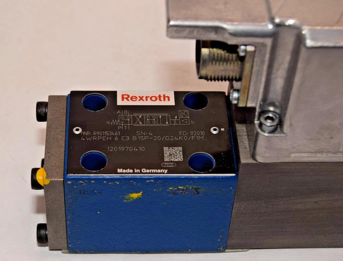 Rexroth Hydraulic Servo Proportional Valve 4WRPEH6C3B15P-20/G24K0/F1M (New)