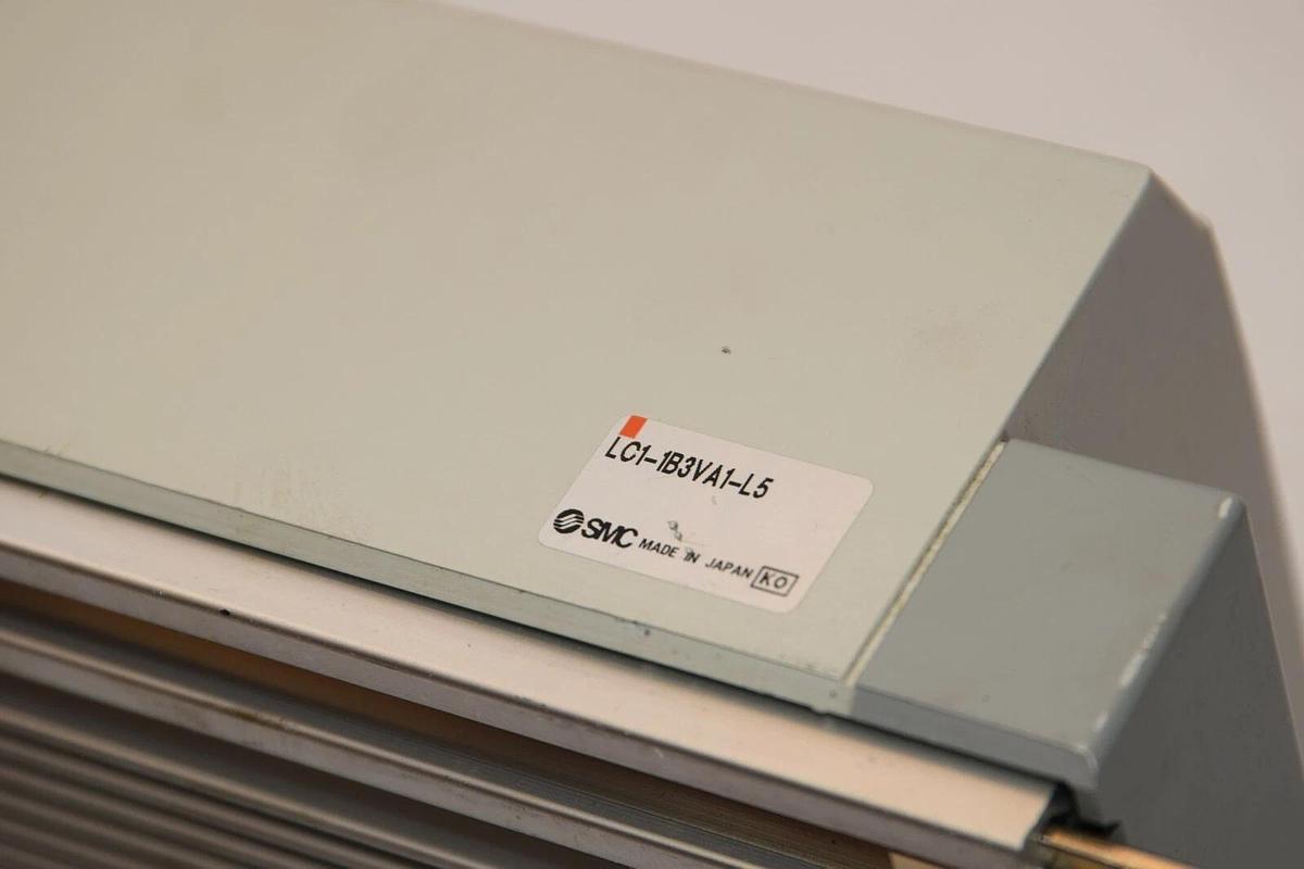 Used SMC LC1-1B3VA1-L5 LC Linear Actuator & Construction System Controller