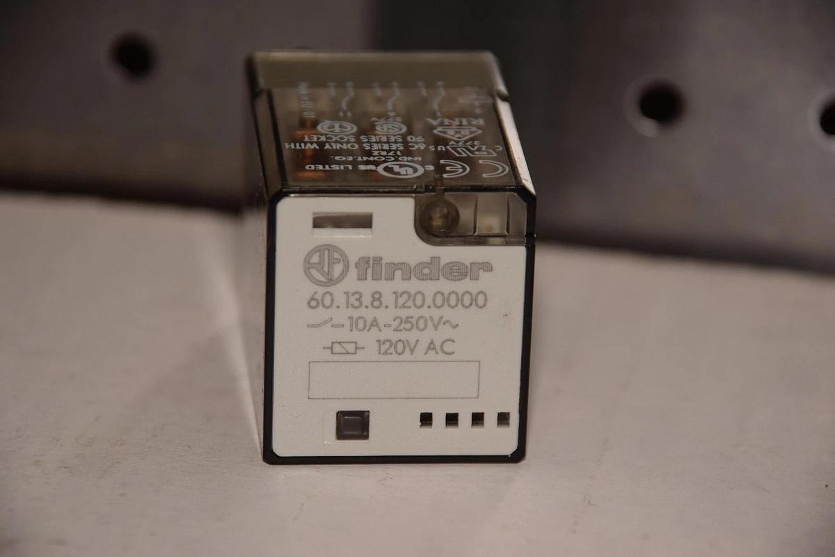 FINDER 60.13.8.120.0000 601381200000 10A 250V 120VAC RELAY NEW