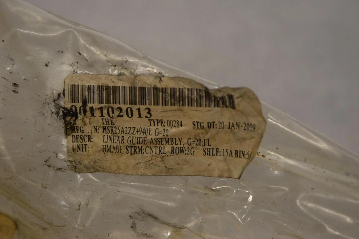 (NEW) THK HSR25A2ZZ+940L G=20 940mm Length 23mm Bar Width Linear Guide