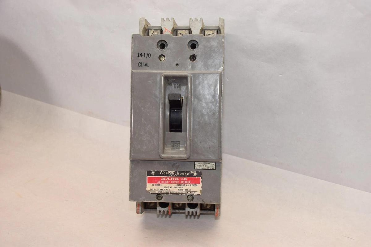 Used WESTINGHOUSE HF3070 70A Amp 3Pole Mark 75 Circuit Breaker *Chip*