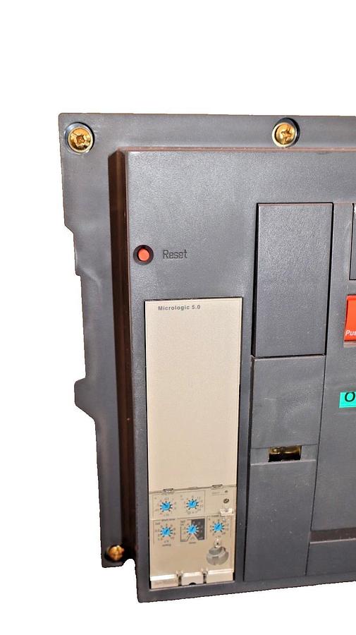 Refurbished Square D Masterpact Breaker NW12N 1200A WG1CBR33A9SXFXXXXX Micrologic 5.0 1000A