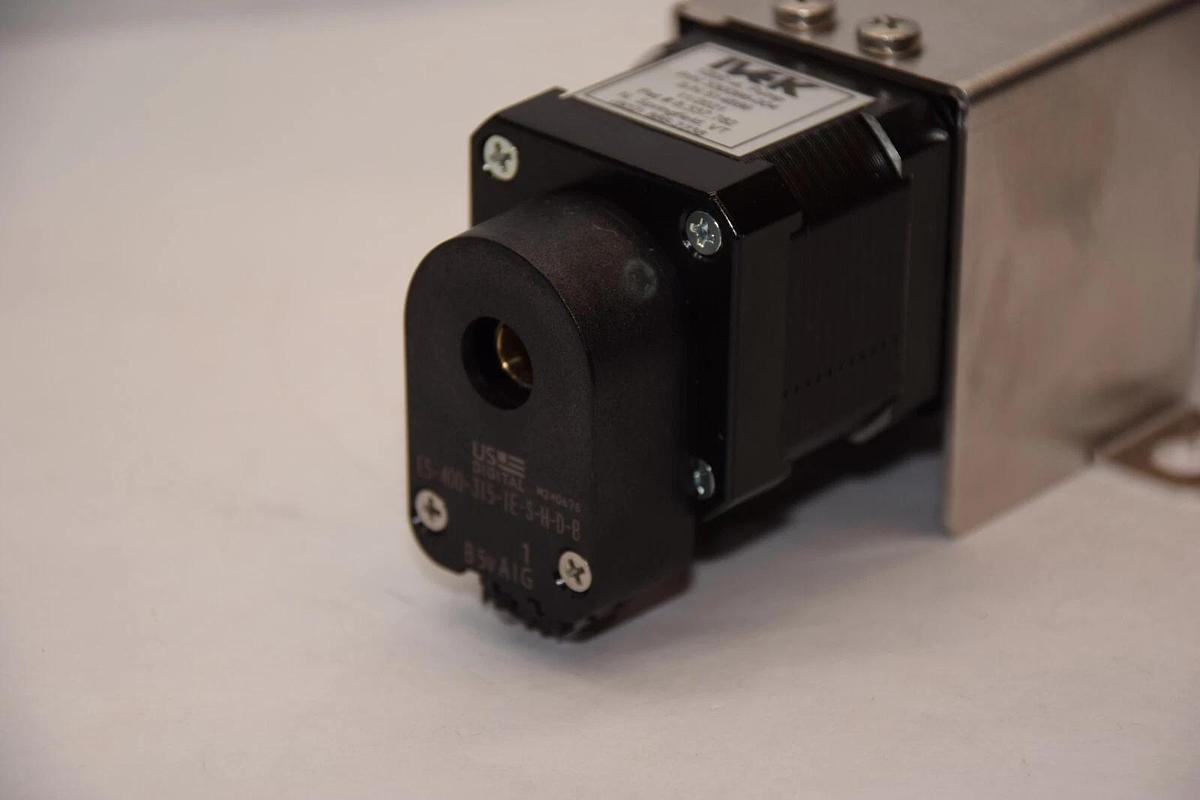 Used IVEK 330096-004 , 330096004 1000uL Pump