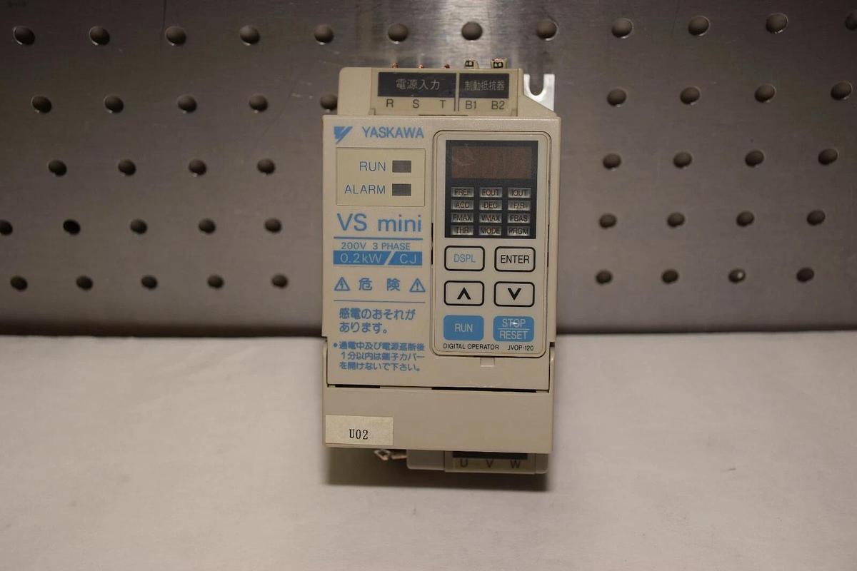 Used YASKAWA CIMR-XCJA20P2 200V 3 PHSE 0.2kW VS MINI INVERTER