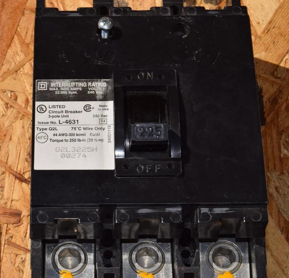 Used Square D 42 Circ 225A Main Lug Panelboard Interior NQOM442L225CNLB 20a 30a 3ph