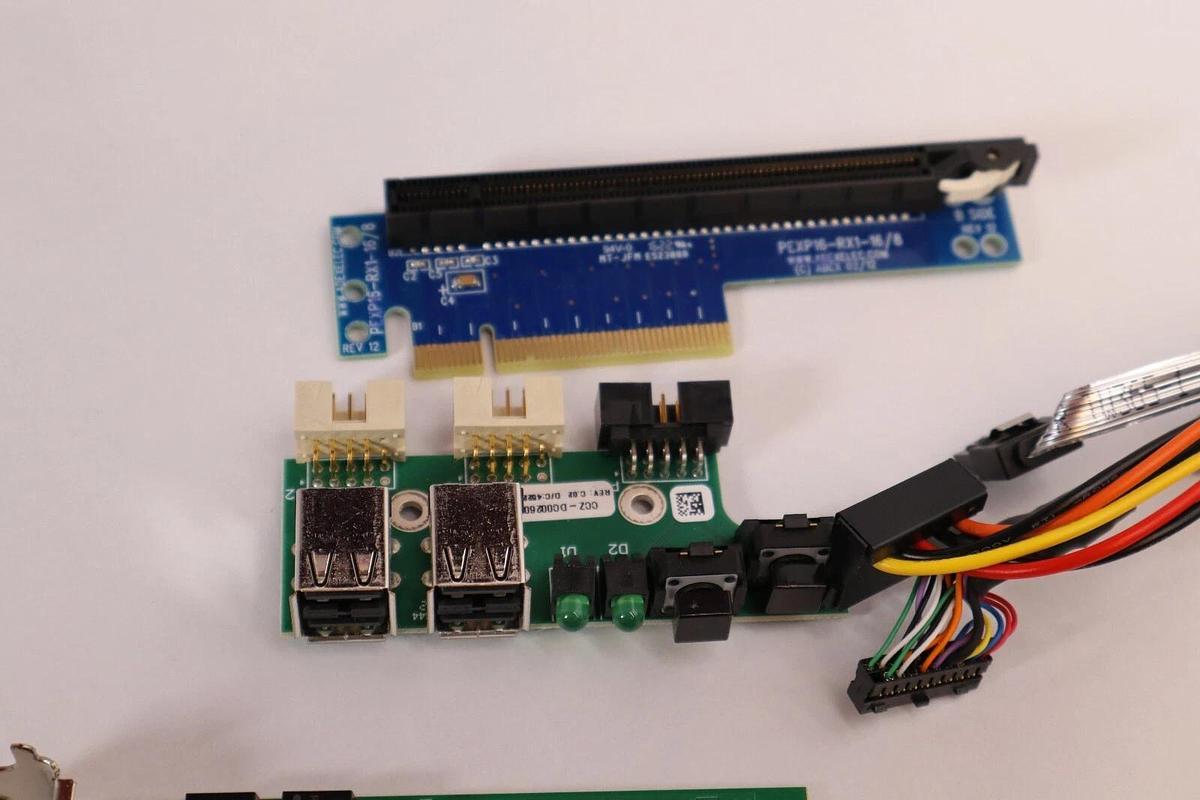 Used SIEMENS / FOXCONN PWA: 1.1 , PEXP16-RX1 , PCIE CAN , KVR26S19D8/16 Motherboard