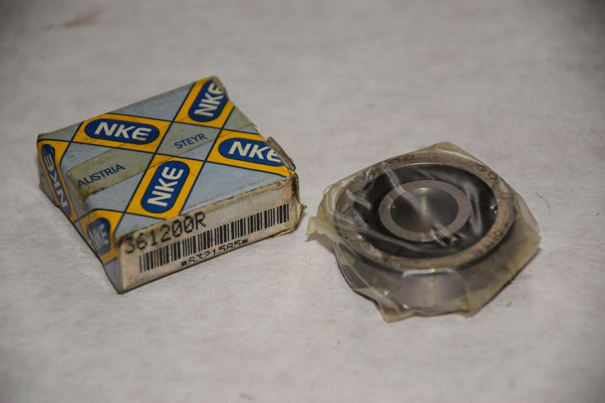 NKE 361200R BALL BEARING NEW
