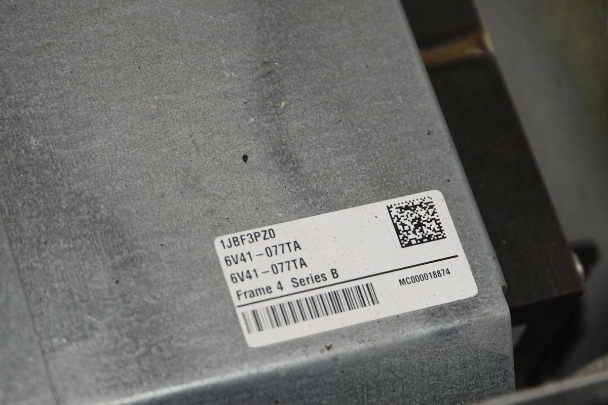 Used RELIANCE ELECTRIC GV6000 6V41-077TA  AC Drive Ser. B 60HP  6V41 077TA 460V