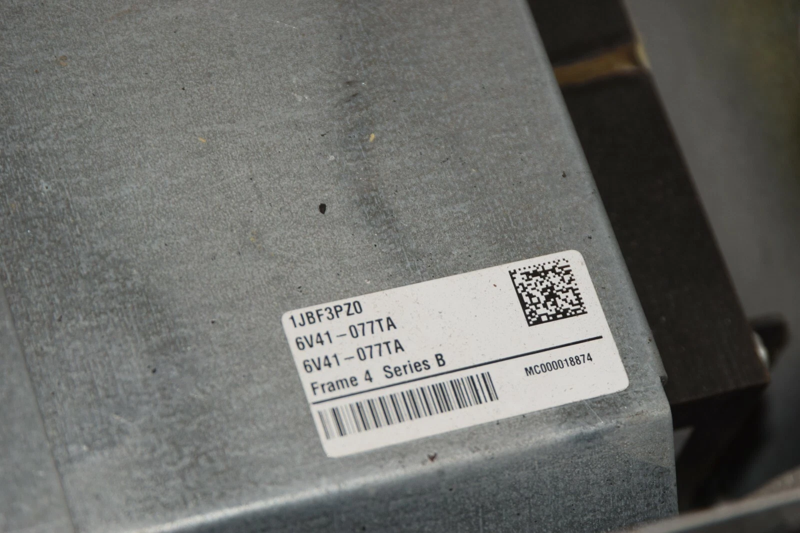 Used RELIANCE ELECTRIC GV6000 6V41-077TA AC Drive Ser. B 60HP 6V41 077TA 460V