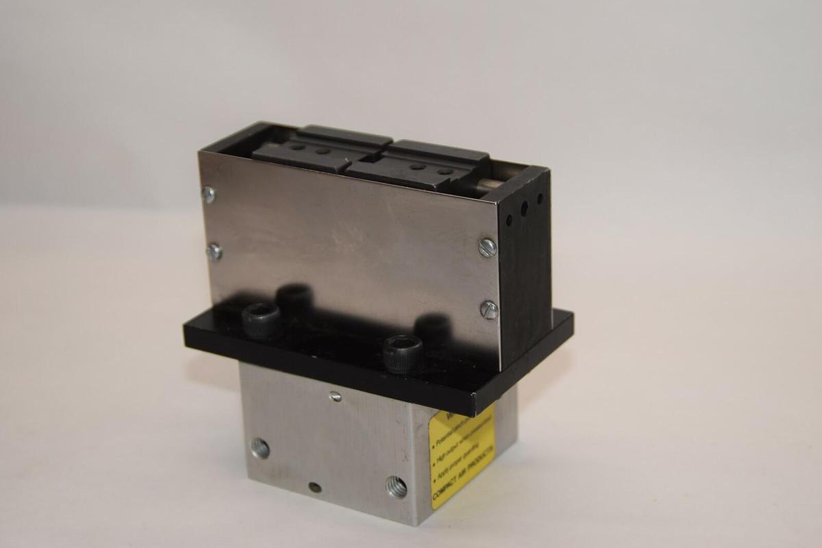 (NEW) COMPACT AIR PBG202X12 Pneumatic Gripper