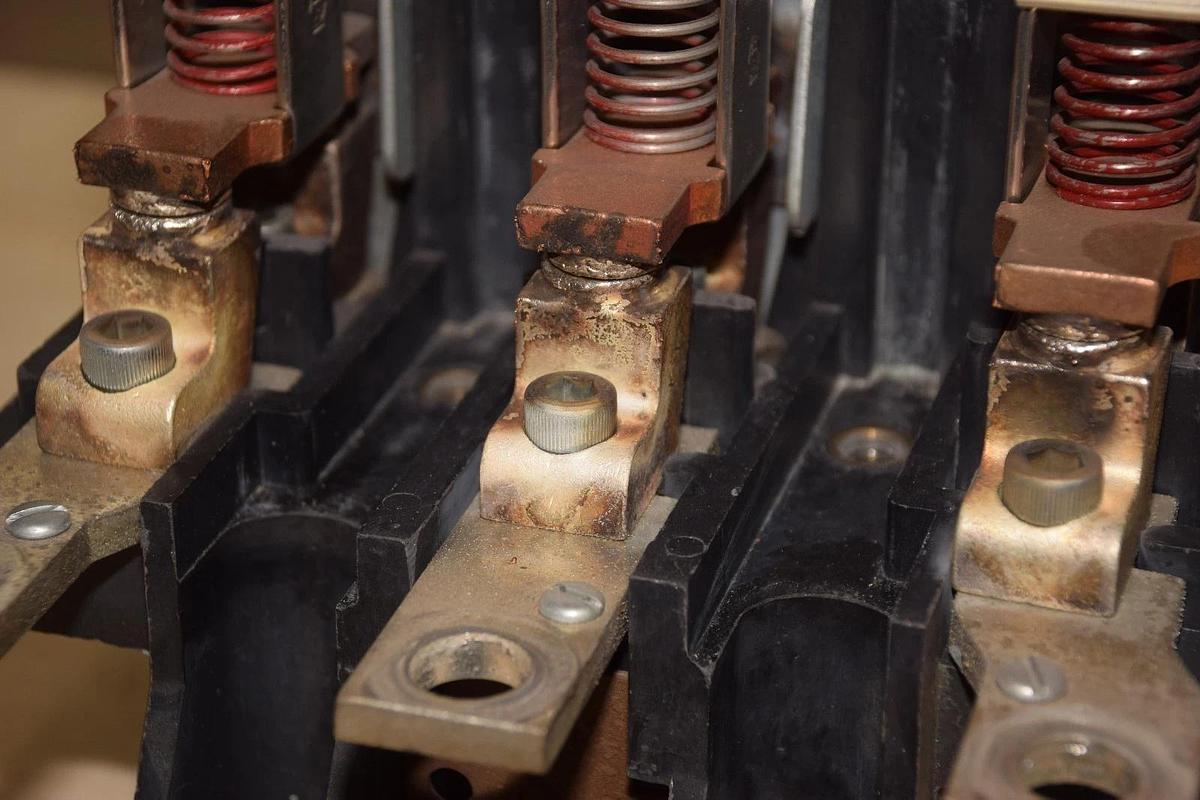 Used Westinghouse A201K5CAZ1 Size 5 Motor Starter, SZ 5,Contactor, 3-Phase, Model J,