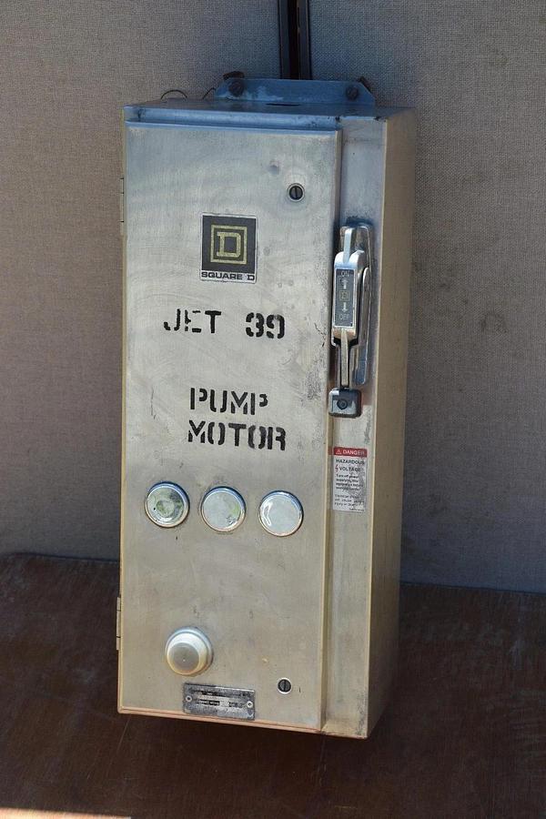 Used Square D S/S 8538-SCW34 Stainless steel GE Size 2 CR306D0 Starter contactor