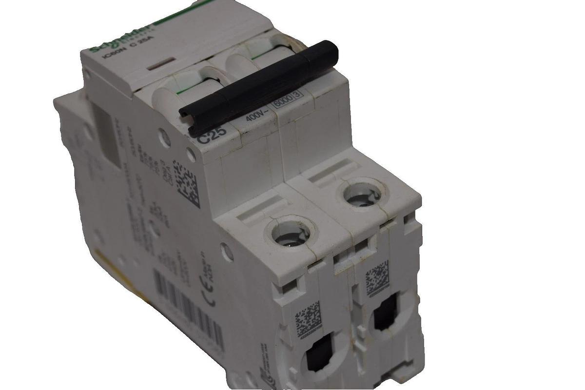 Used SCHNEIDER ELECTIRC iC60N C 25A iC60NC25A 2 Pol 2P 400V Miniature Circuit Breaker