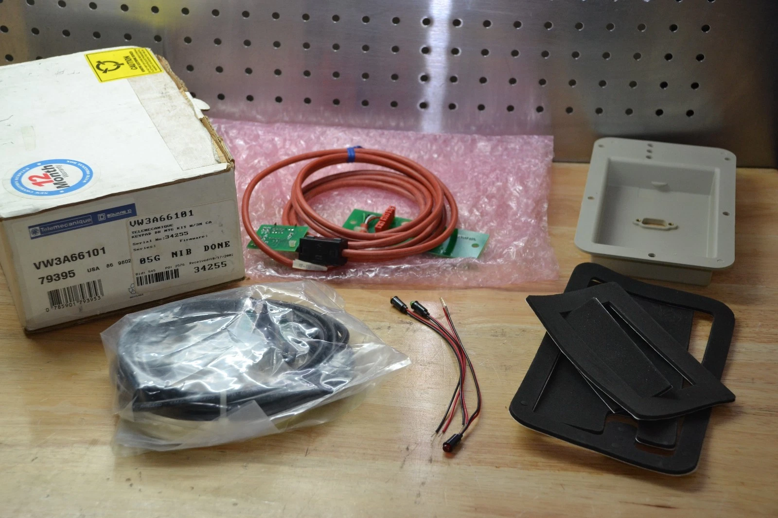 TELEMECANIQUE keypad dr mtg kit VW3-A66101  VW3A66101 79395