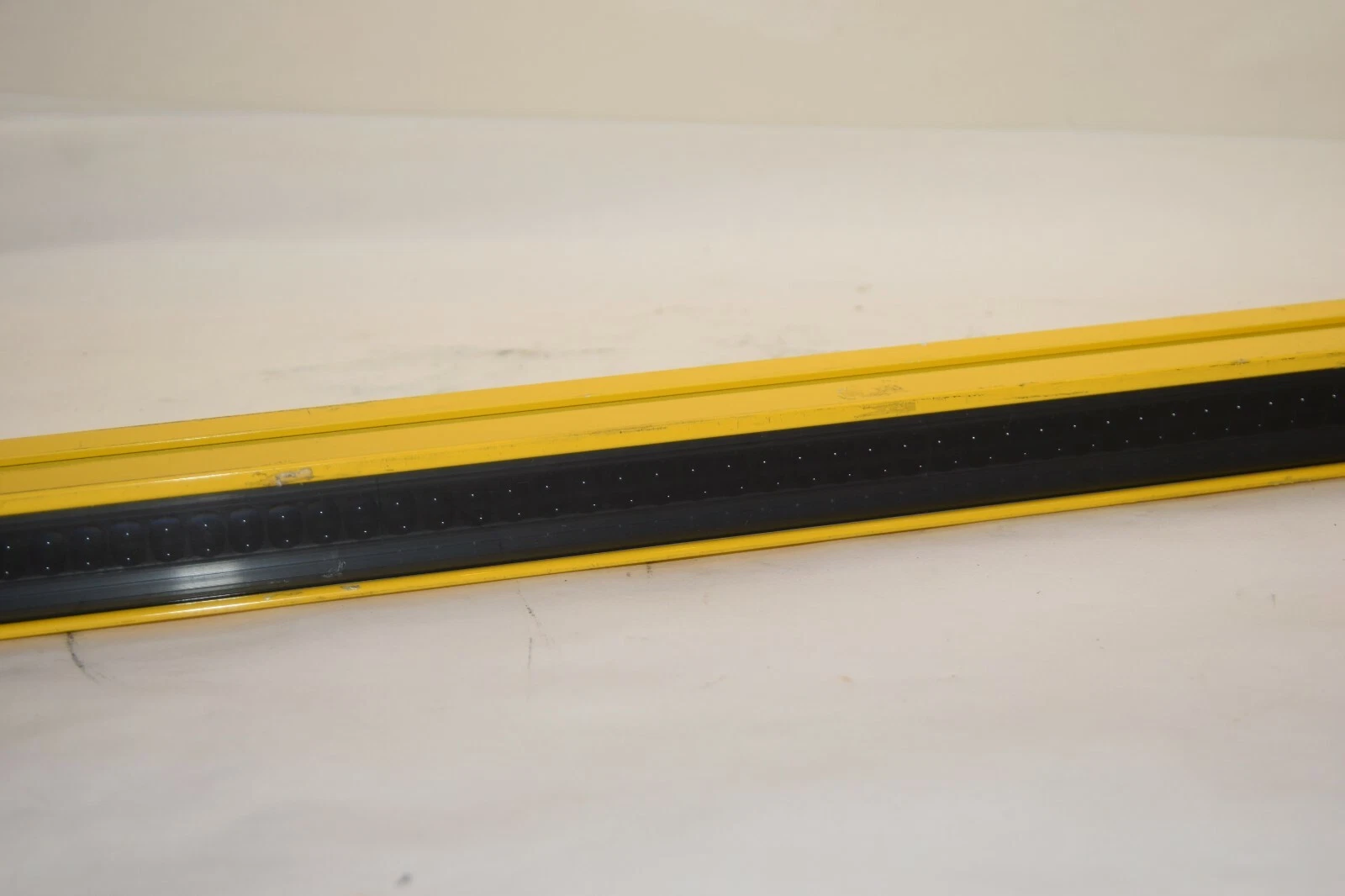 Used SICK Safety Light Curtain C40E-0903AN310 C4000 Range 0-6m C40E0903AN310