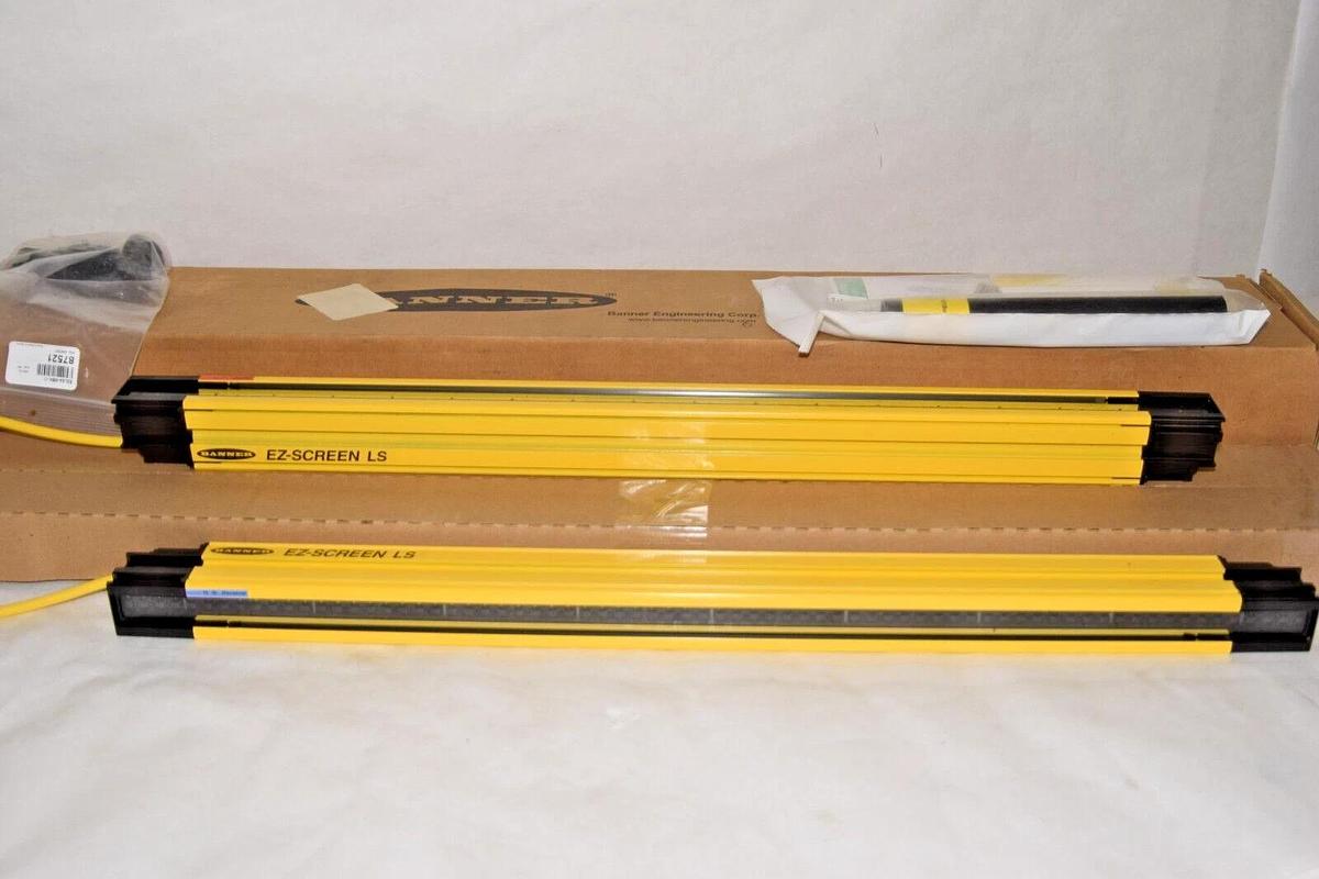 BANNER SLLCP23-630P88 Emitter/Receiver EZ Screen Light Curtain 630mm .1-12m *NEW