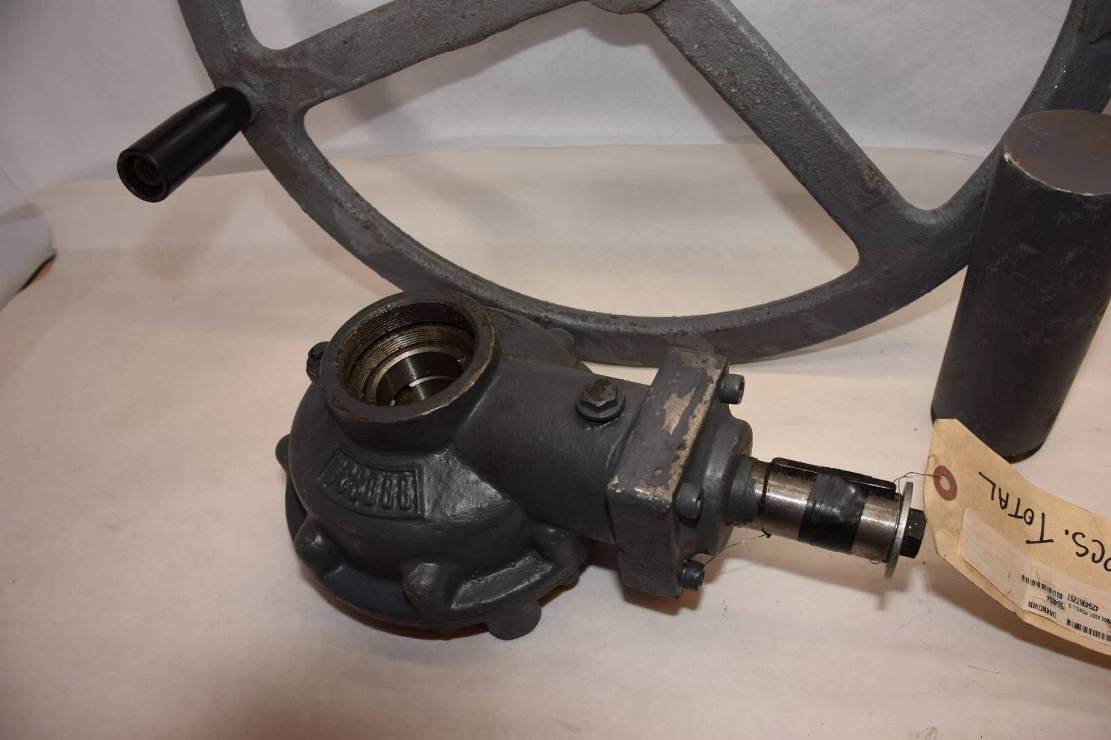 Used POWELL 504804 , 00ZS Stem Valve Gearbox Operator Hand Wheel
